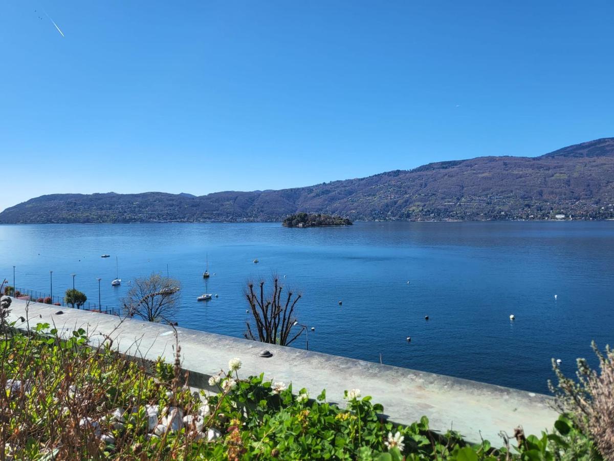 Appartamento Attico Dei Castelli Verbania Esterno foto